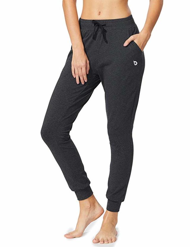 BALEAF Women's Plus Size Active Yoga Lounge Capri Walking Crop Pants with  Pockets Black L 