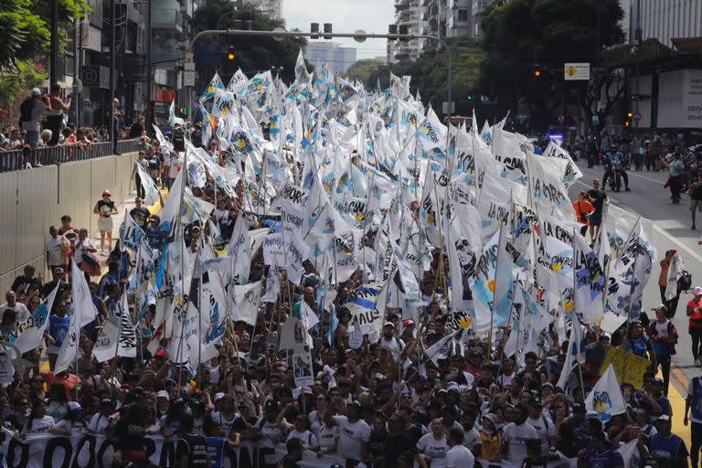 Día de la Memoria por la verdad y la justicia ; 24M; política; plaza de mayo; democracia; 40 años de democracia