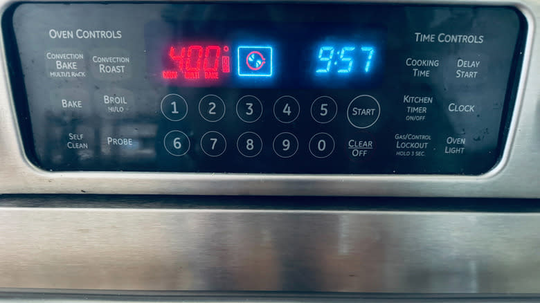 oven preheating to 400 F