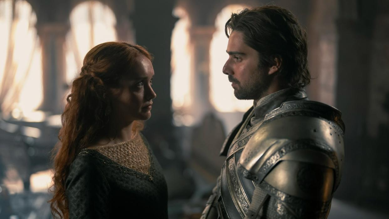  Olivia Cooke and Fabien Frankel in House of the Dragon. 