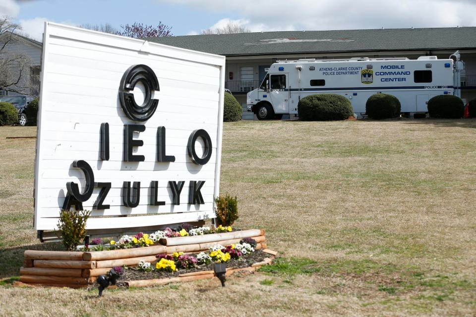 UGA police along with Athens-Clarke County police, Georgia State patrol and the GBI search the Cielo Azulyk apartment complex after executing a search warrant and arresting Jose Antonio Ibarra age 26 for the murder of Athens nursing student Laken Riley in Athens, Ga., on Friday, Feb. 23. 2024.