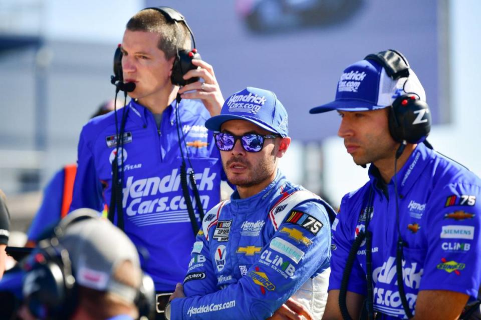 Oct 14, 2023; Las Vegas, Nevada, USA; NASCAR Cup Series driver Kyle Larson (5) during qualifying for the South Point 400 at Las Vegas Motor Speedway. Mandatory Credit: Gary A. Vasquez-USA TODAY Sports Gary A. Vasquez/Gary A. Vasquez-USA TODAY Sports