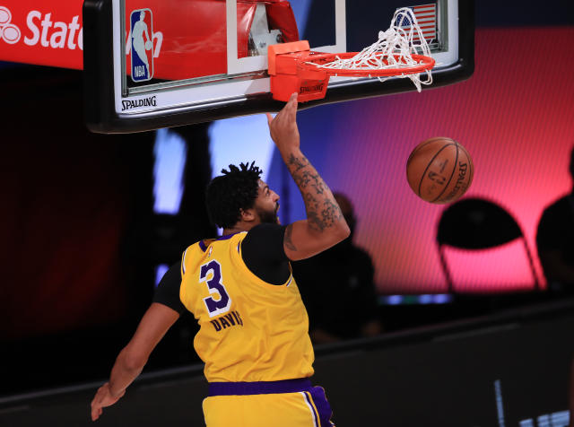 Will Anthony Davis' recent surge lead the Lakers' front office to