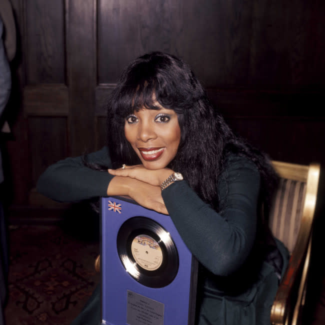 Los herederos de Donna Summer afirman que Kanye West usó una pista sin permiso credit:Bang Showbiz