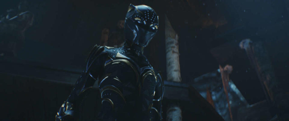 Dans Black Panther Wakanda Forever, le Wakanda se trouve un successeur, après le décès prématuré de l’acteur Chadwick Boseman.