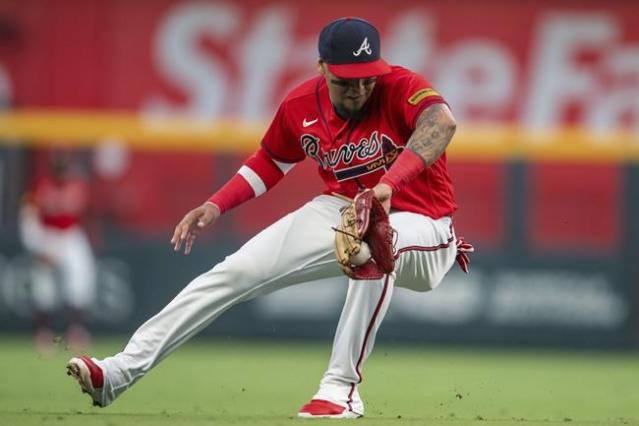 Watch: A Ronald Acuña Jr. double gives the Braves a 3-0 lead