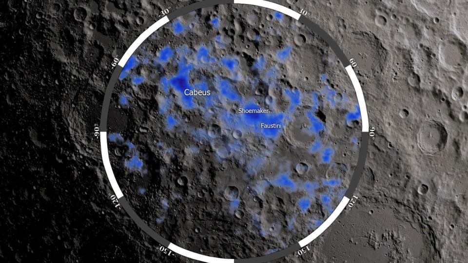 La región que rodea al cráter Cabeus en el polo sur lunar posee zonas con un contenido significativo de agua que fueron analizadas por el Lunar Reconnaissance Orbiter. No debe extrañarnos que sean objetivo de las futuras misiones Artemisa. LRO / NASA