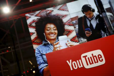 YouTube unveils their new paid subscription service at the YouTube Space LA in Playa Del Rey, Los Angeles, California, United States October 21, 2015. REUTERS/Lucy Nicholson