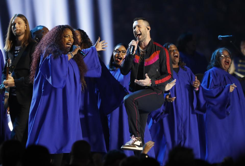 Performing with a gospel choir.&nbsp; (Photo: Reuters)