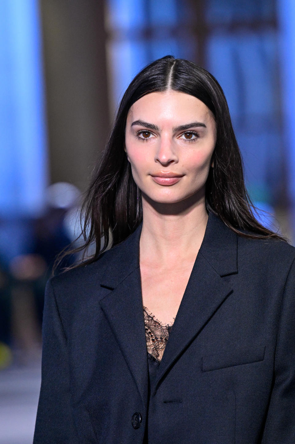 PARIS, FRANCE - JANUARY 19: (EDITORIAL USE ONLY - For Non-Editorial use please seek approval from Fashion House) Emily Ratajkowski walks the runway during the Ami Menswear Fall/Winter 2022-2023 show as part of Paris Fashion Week on January 19, 2022 in Paris, France. (Photo by Peter White/Getty Images)