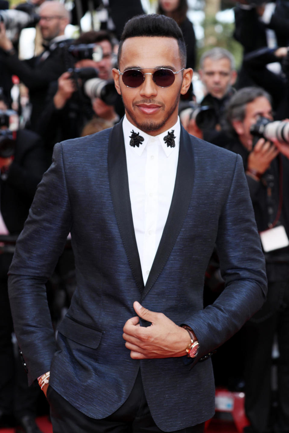 Lewis Hamilton, pilote automobile britannique, triple champion du monde de Formule 1, à l’occasion de la montée des marches du film « La Fille inconnue » des frères Dardenne.