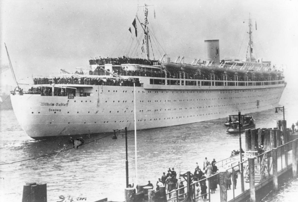 Titanic - a legendary liner with a tragic fate - Pakhotin