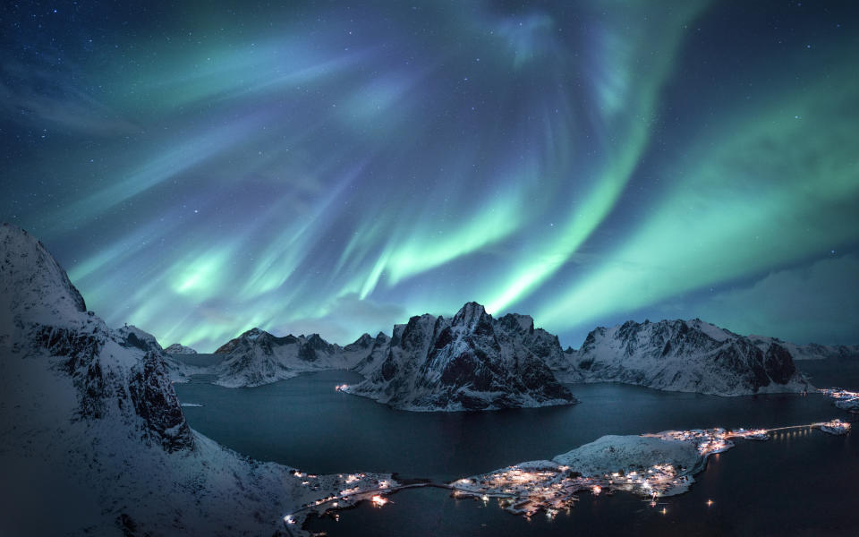 Las auroras boreales son uno de los fenómenos naturales más espectaculares de nuestro planeta. Ocurren en zonas cercanas a los polos de la Tierra. Las del hemisferio sur son conocidas como auroras australes. (Foto Getty Creative)