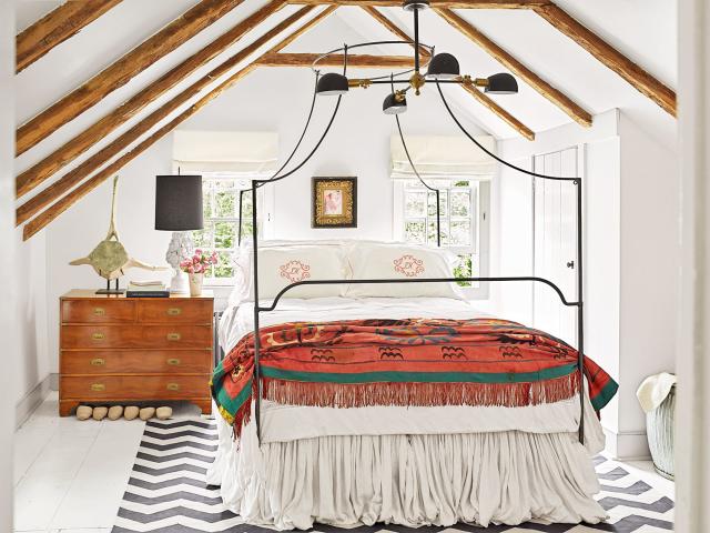 21 Aesthetic Bedroom Ideas That Will Make You Swoon