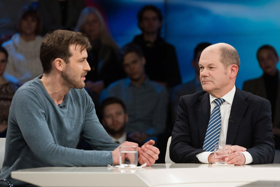 Wolfgang Gründinger (l.) und Olaf Scholz wollen eine Erneuerung der SPD. (Bild: ZDF/Jule Roehr)