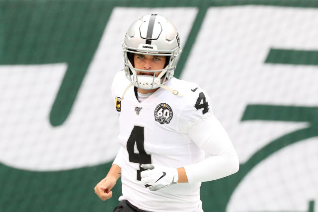 Raiders bench QB Carr, will start Stidham for final 2 games