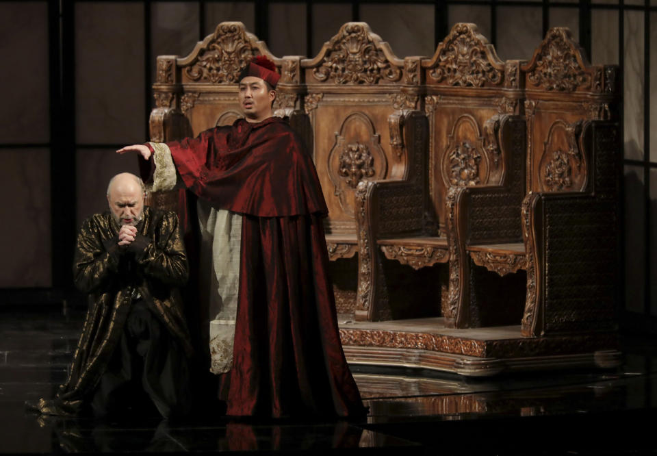 Una escena de la ópera "Don Carlo" de Giuseppe Verdi en una fotografía proporcionada el jueves 7 de diciembre de 2023 por el teatro La Scala de Milán. El reconocimiento de la ópera lírica italiana como Patrimonio Cultural Inmaterial de la Humanidad. (Brescia e Amisano, Teatro alla Scala vía AP)