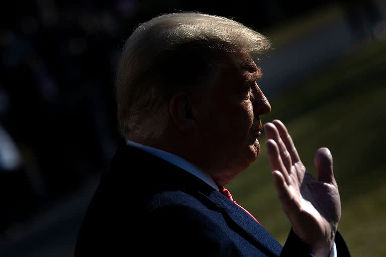 Donald Trump podría entregarse a la Justicia en los próximos días. (Brendan Smialowski / AFP)