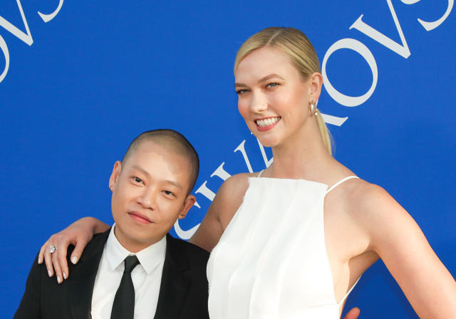 Super-Tall Supermodel Karlie Kloss' Shoe Size Will Surprise You
