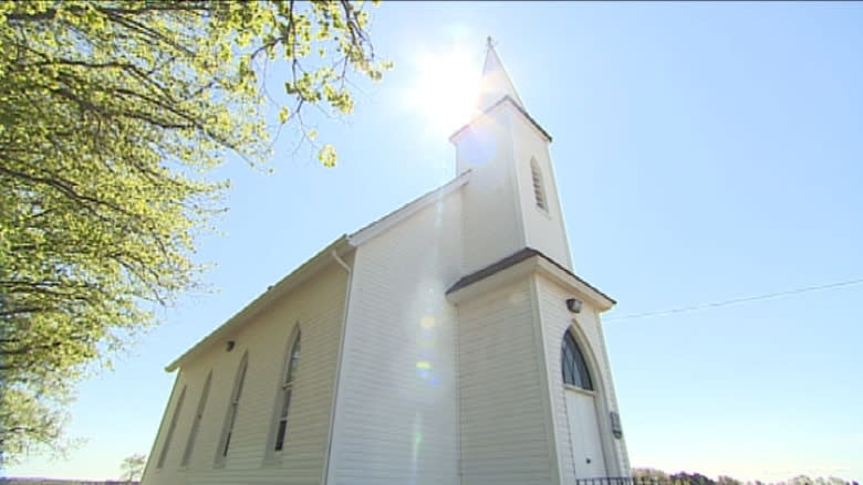 Baby Albion funeral held in Free Church of Scotland