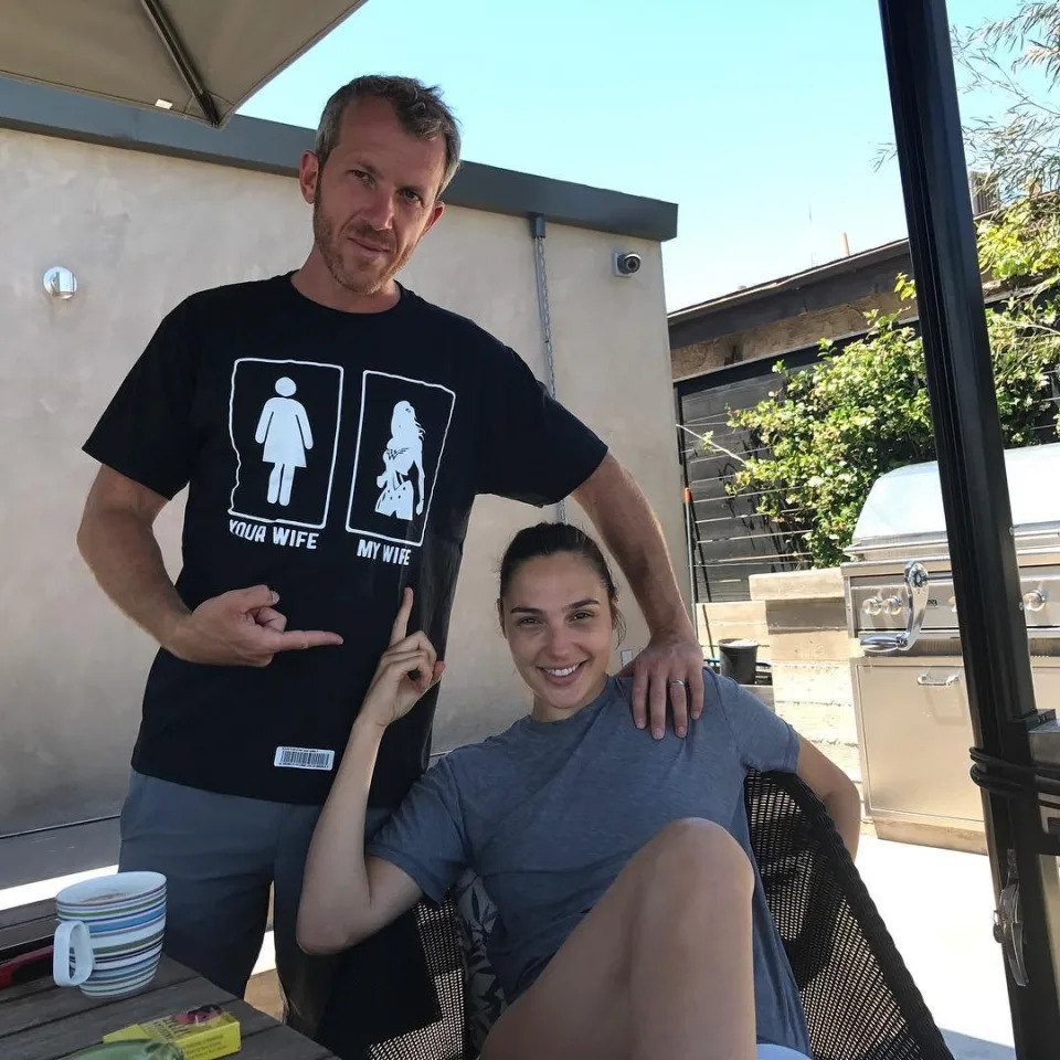 Gal Gadot with husband Yaron Versano (credit: Gal Gadot/Reddit)