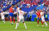 Soccer Football - World Cup - Group E - Costa Rica vs Serbia - Samara Arena, Samara, Russia - June 17, 2018 Costa Rica's Giancarlo Gonzalez heads at goal REUTERS/Dylan Martinez