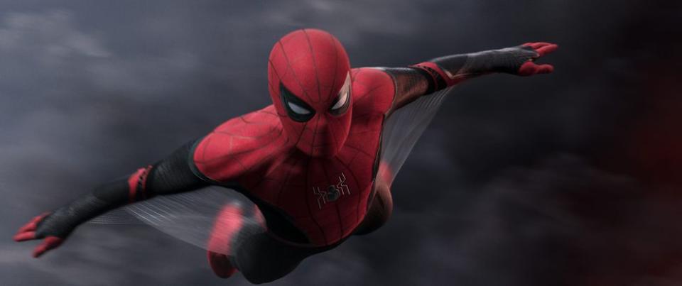 <h3>8) 5. 兩件新戰衣</h3><p>蜘蛛人預告中除了這件自製的「滑行戰衣」之外，還有一件應是「神對局局長」尼克福瑞為他設計的「隱形戰衣」▼</p><cite>Marvel</cite>