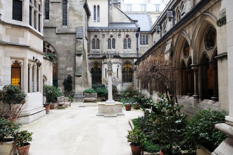 <div class="inline-image__caption"><p>The American Cathedral in Paris (Cathedral of the Holy Trinity) at 23 avenue George V in the eighth arrondissement, on the occasion of appointment organized by missing 'Paris Match' with British singer Susan Boyle (depressive, it n did not want to leave his hotel room). (Photo by Hubert Fanthomme/Paris Match via Getty Images)</p></div> <div class="inline-image__credit">Hubert Fanthomme/Paris Match via Getty Images</div>