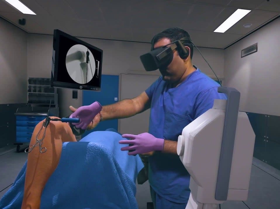 Virtual reality enables surgeons to perform operations remotelyOsso VR