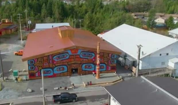 Gvakva'aus Hailzaqv, or House of the Heiltsuk, pictured in Bella Bella, B.C. (Supplied by the Heiltsuk Nation - image credit)