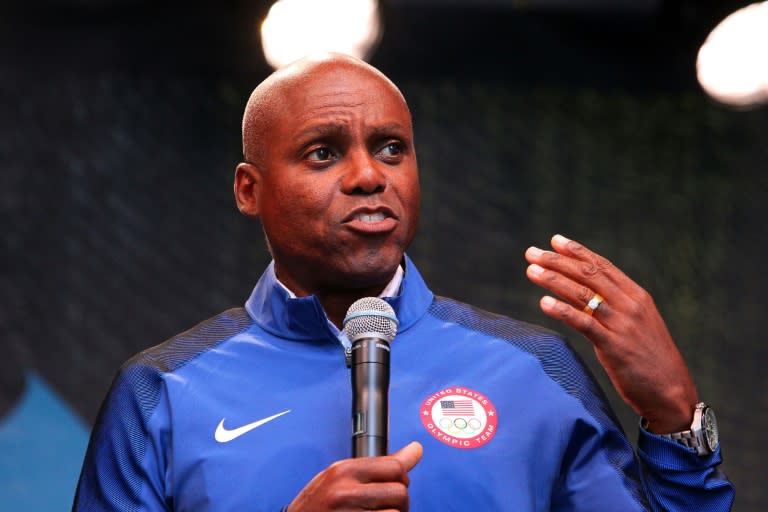 Carl Lewis says that the fight against doping must start in childhood