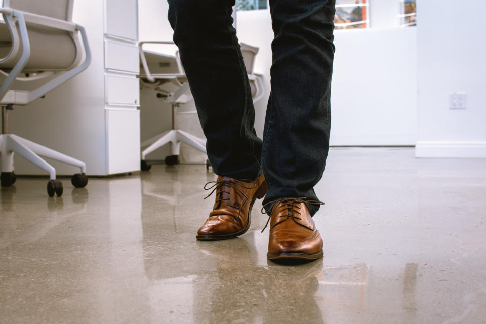 florsheim sorrento wingtip dress shoes in tan