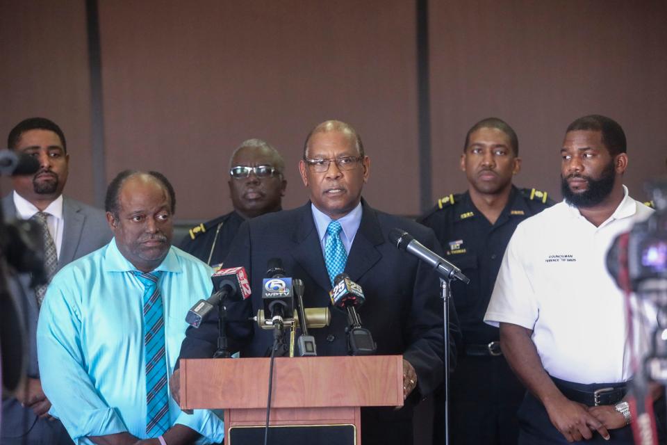 During a press conference held at Riviera Beach City Hall, Police Chief Clarence Williams tells the media that three males were arrested Wednesday, March 1, 2017 and charged with the murder of 15 year-old Makayla Dennard. Dennard was shot December 23, 2016 and died several days later as a result of the injury. The persons arrested are ages 17, 18, and 19.