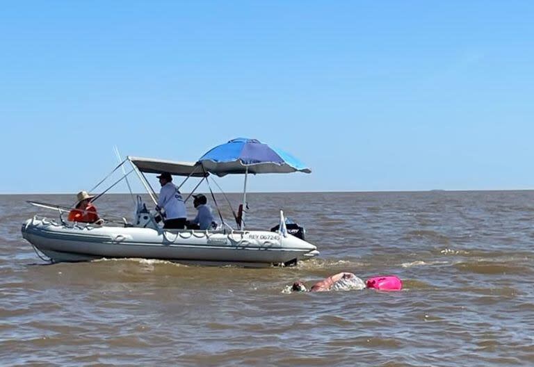 Un cirujano salteño murió al intentar cruzar a nado el Río de la Plata desde Colonia