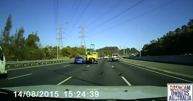 The truck drives off after the collision. Source: Dash Cam Owners Australia