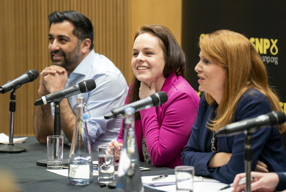 (L bis R) Gesundheitsministerin Humza Yousaf, Finanzministerin Kate Forbes und Ex-Gemeindesicherheitsministerin Ash Regan wetteifern alle um die Nachfolge von Nicola Sturgeon als SNP-Führerin und schottische Erste Ministerin (Jane Barlow/PA)