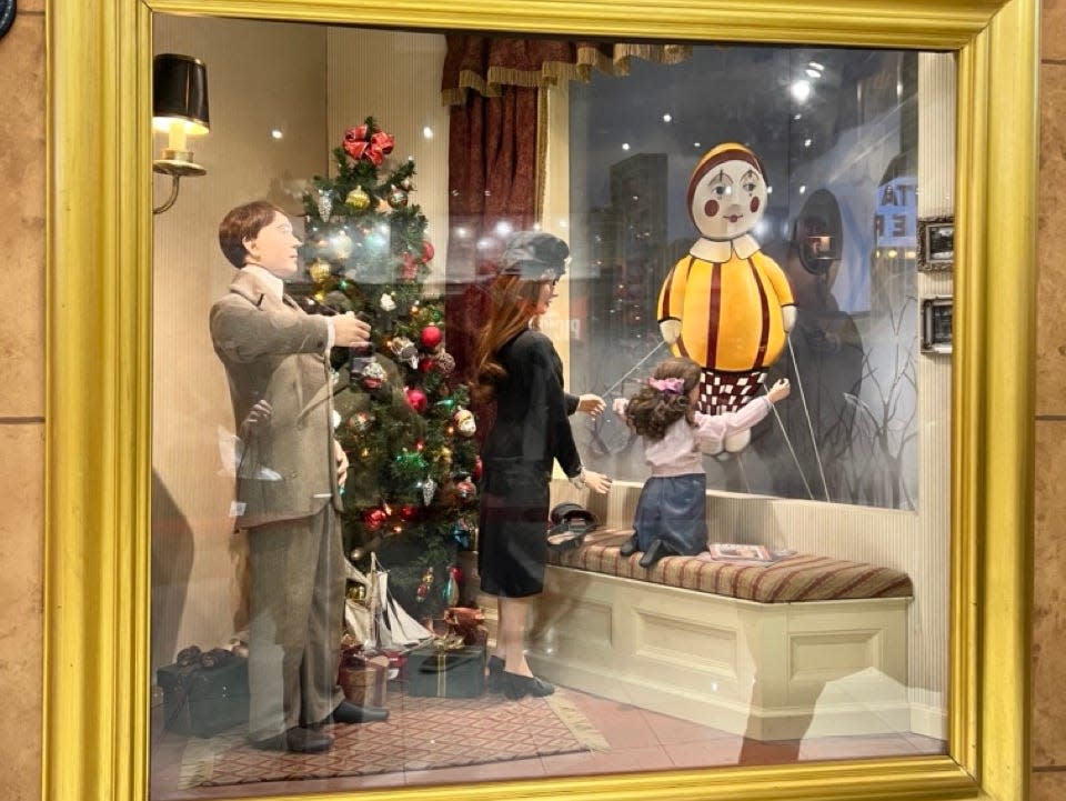 miracle on 34th street windows