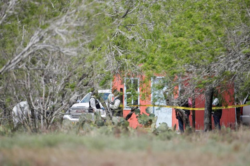 <div class="inline-image__caption"><p>The scene where authorities rescued two of the kidnapped Americans and found the bodies of two more.</p></div> <div class="inline-image__credit">REUTERS/Daniel Becerril</div>