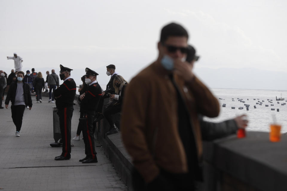 Napoli prima di diventare zona rossa (AP Photo/Gregorio Borgia)