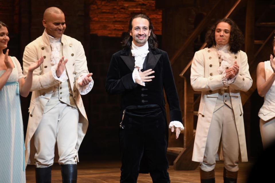 Lin-Manuel Miranda and Jimmy Fallon Perform Epic Holiday Mashup