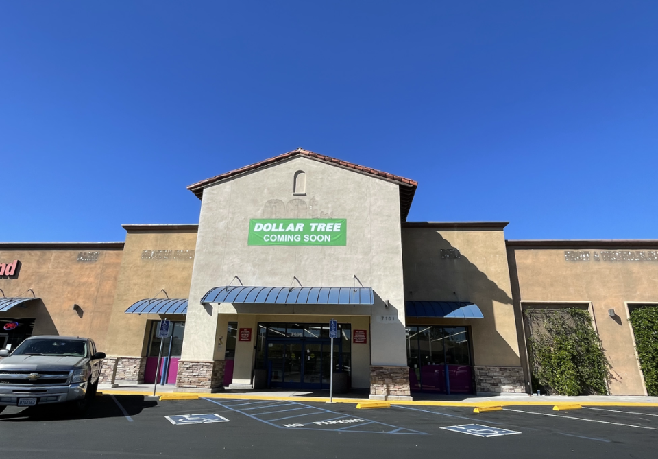 A “Dollar Tree Coming Soon” sign was posted in Atascadero next to Vons as of June 27, 2024.