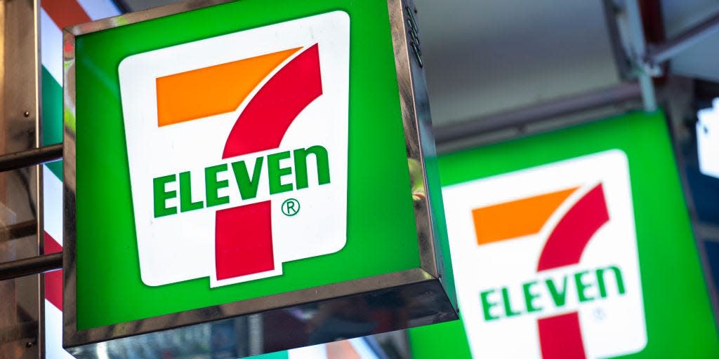 7-eleven logo