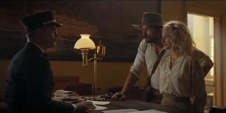 Spencer (Brandon Sklenar) and Alexandra (Julia Schlaepfer) in the "1923" midseason trailer.