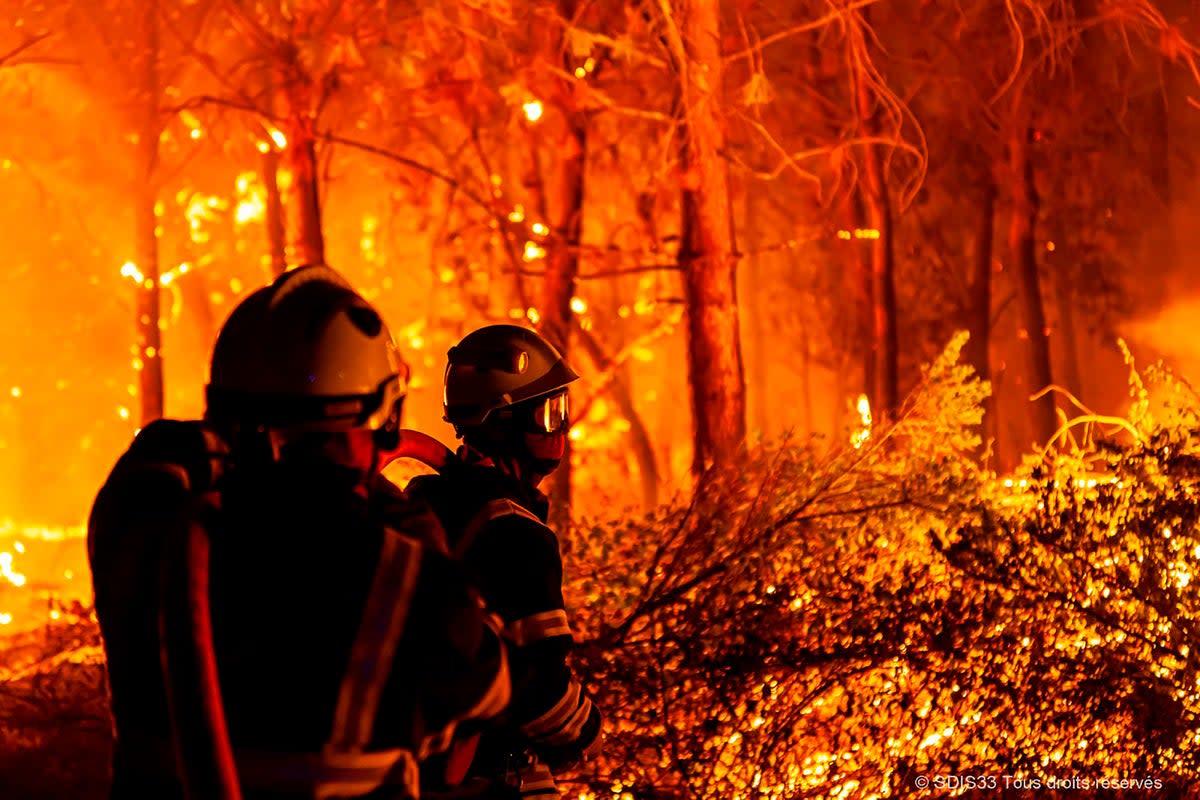 France Wildfires (ASSOCIATED PRESS)