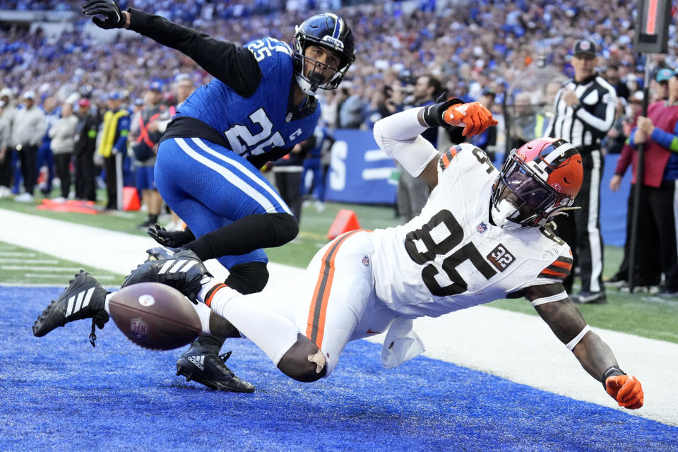 Indianapolis Colts safety Rodney Thomas II (25) breaks up a pass intended for Cleveland Browns tight end David Njoku (85) in the end zone during the second half of an NFL football game, Sunday, Oct. 22, 2023, in Indianapolis. (AP Photo/AJ Mast)