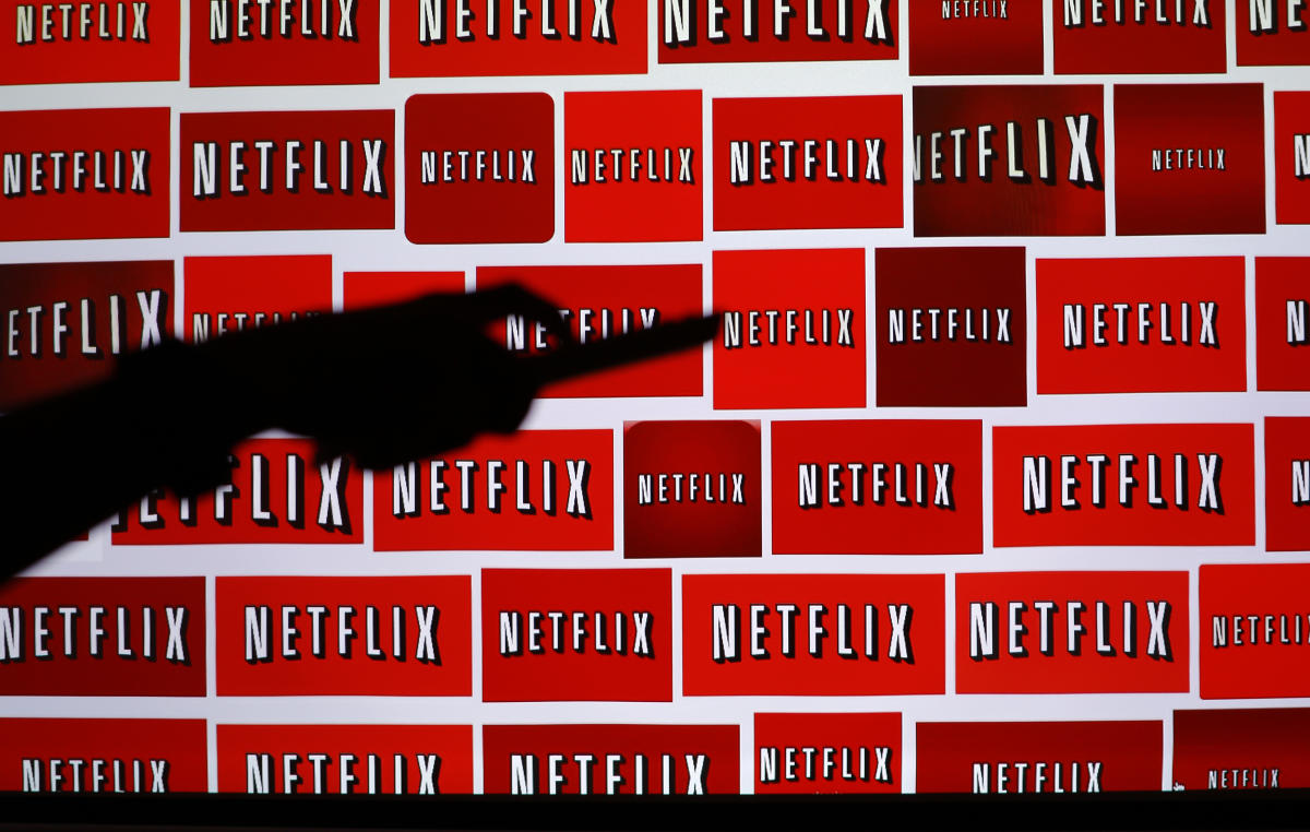 Netflix subscribers hit 221 million in 2021 as paid adds miss mark