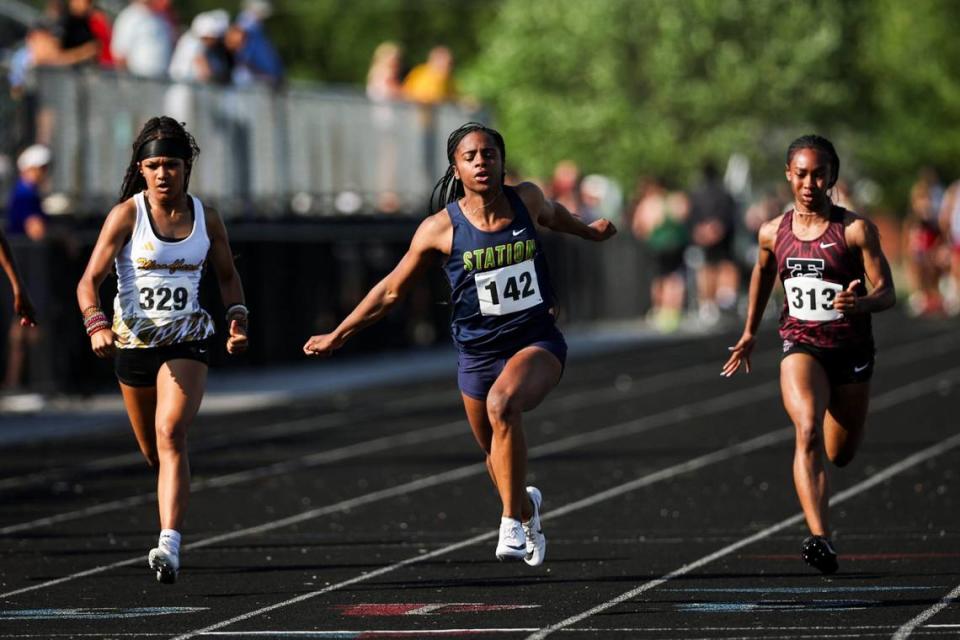 Bryan Station’s Sanaa Washington wins the 100-meter dash during Tuesday’s Class 3A, Region 6 meet at Lafayette. Washington played a part in 38 of the Defenders’ 72 points with victories in the 200 meters and a relay as well.