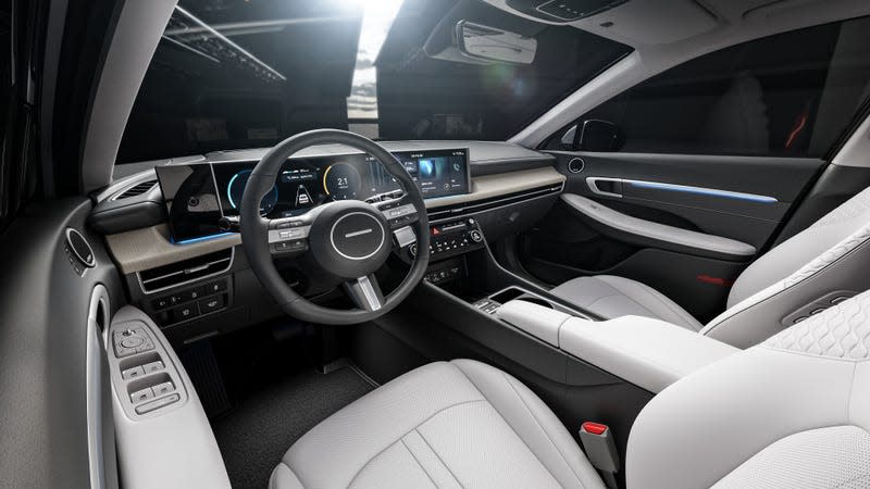 2024 Hyundai Sonata interior