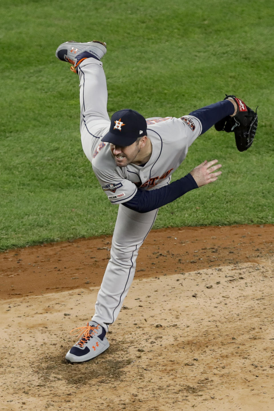 Houston Astros starting pitcher Justin Verlander throws against the New York Yankees during the sixth inning in Game 5 of baseball's American League Championship Series Friday, Oct. 18, 2019, in New York. (AP Photo/Kathy Willens)