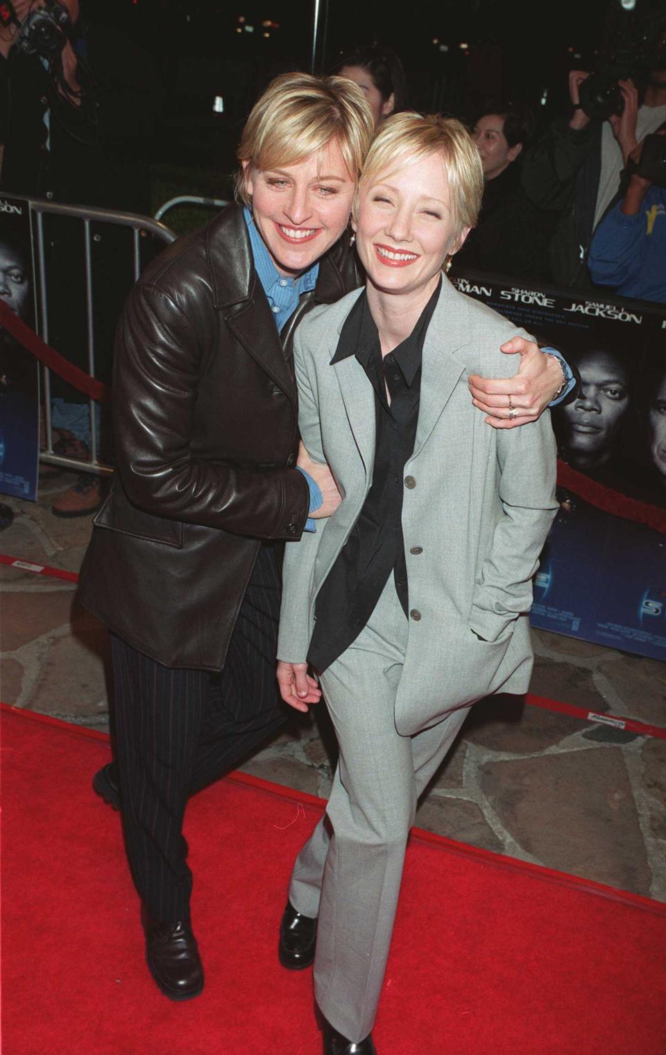 376483 01: Actress Ellen DeGeneres accompanies partner Anne Heche at the premiere of 